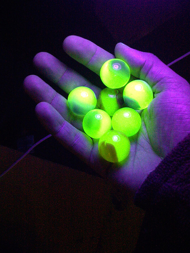 Lot of 20 Uranium Glass Marbles .5” 
