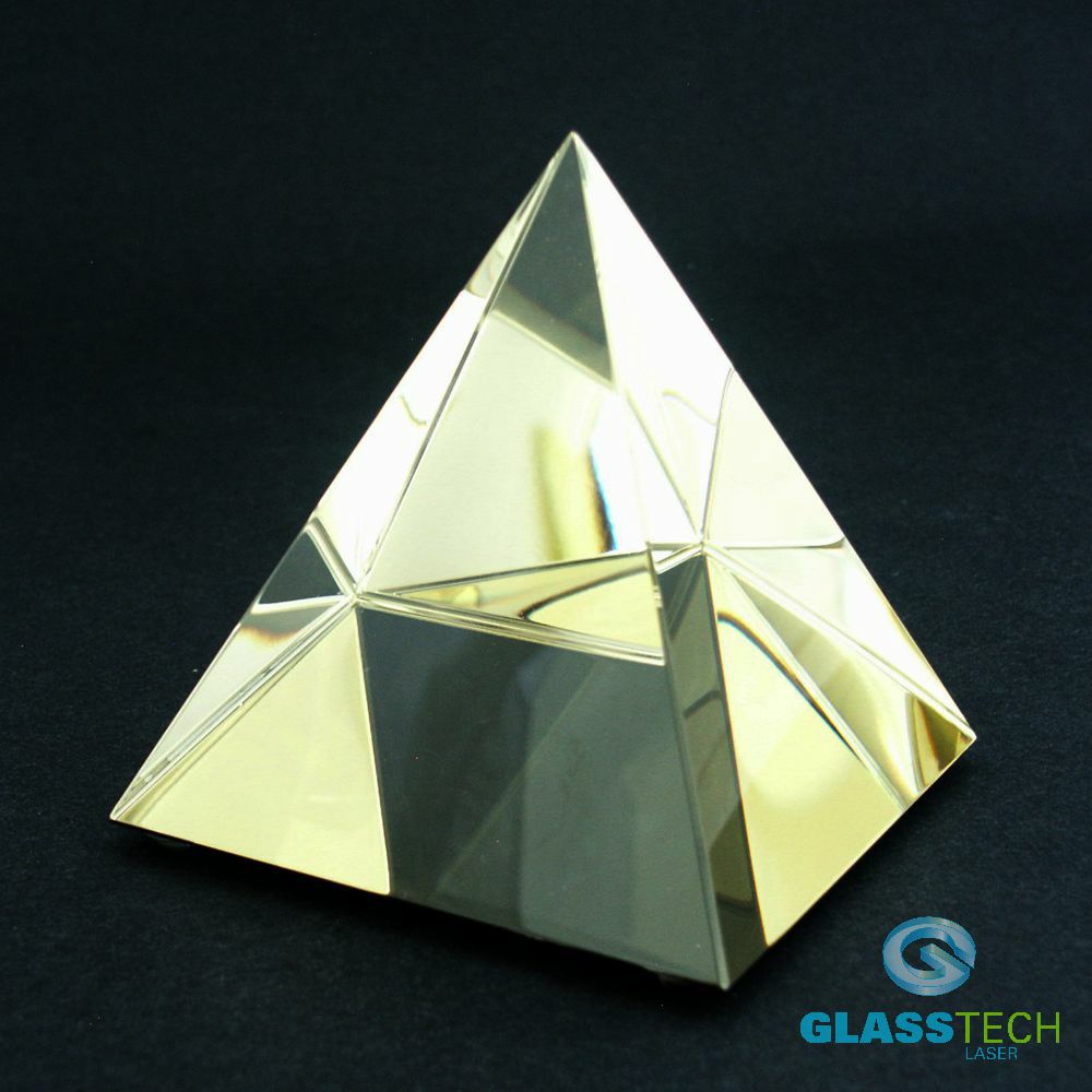 Golden pyramid 40 mm