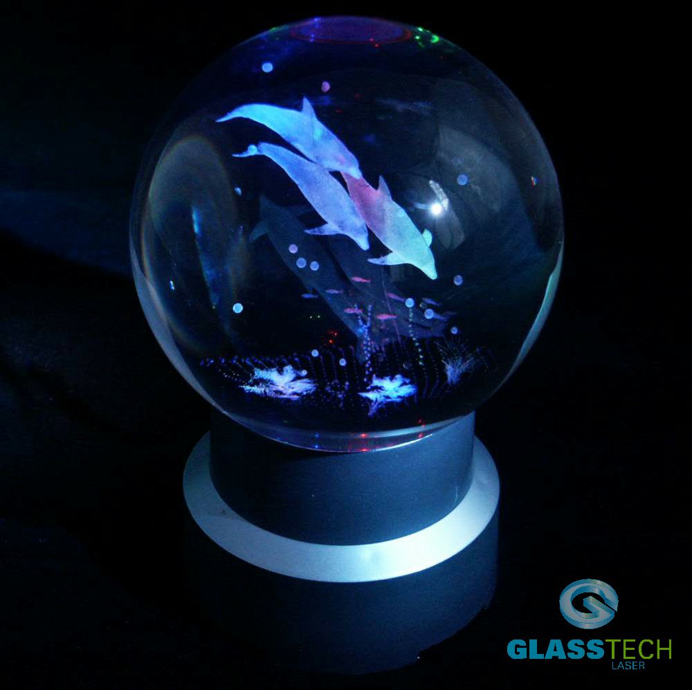 3D Dolphins in glass ball 80 mm