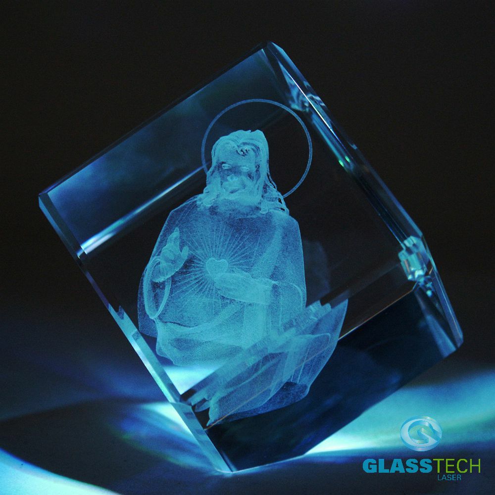 3D Sain in glass cube 60 mm with the cut corner